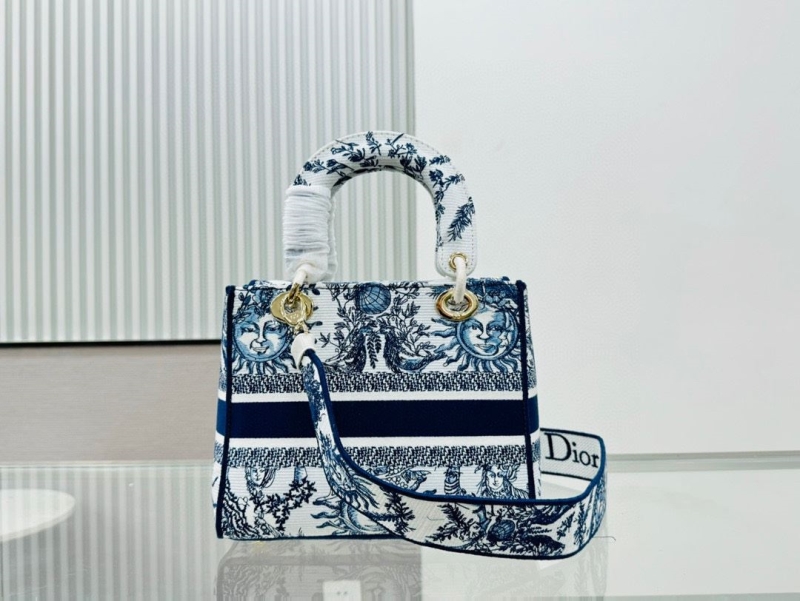 Dior Shopping Bags